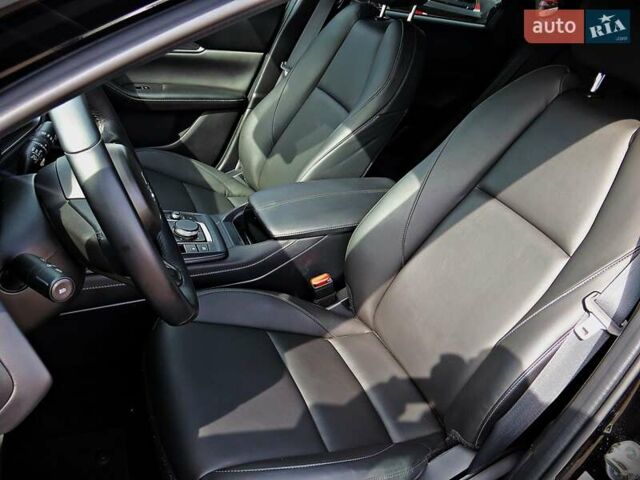 Черный Мазда CX-30, объемом двигателя 2.5 л и пробегом 17 тыс. км за 19700 $, фото 7 на Automoto.ua