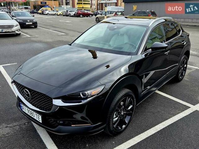 Чорний Мазда CX-30, об'ємом двигуна 2.49 л та пробігом 15 тис. км за 25299 $, фото 3 на Automoto.ua