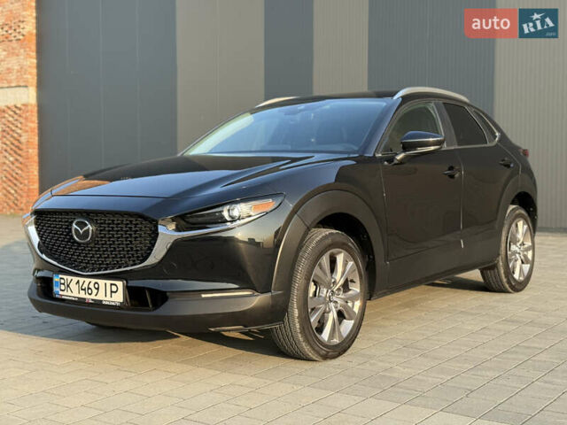 Черный Мазда CX-30, объемом двигателя 2.49 л и пробегом 4 тыс. км за 22900 $, фото 1 на Automoto.ua