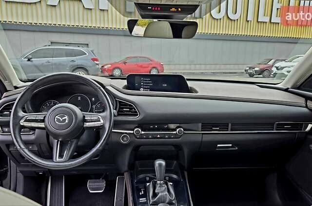 Чорний Мазда CX-30, об'ємом двигуна 2.49 л та пробігом 15 тис. км за 25299 $, фото 27 на Automoto.ua