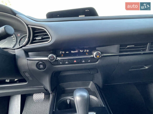 Чорний Мазда CX-30, об'ємом двигуна 2.49 л та пробігом 23 тис. км за 21900 $, фото 26 на Automoto.ua