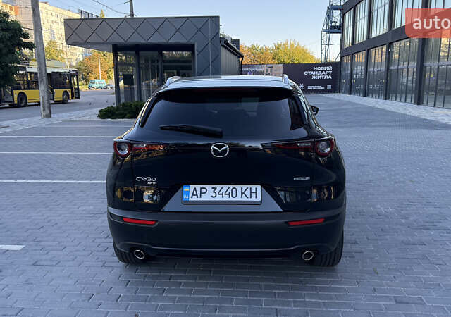 Черный Мазда CX-30, объемом двигателя 2.49 л и пробегом 11 тыс. км за 23500 $, фото 3 на Automoto.ua