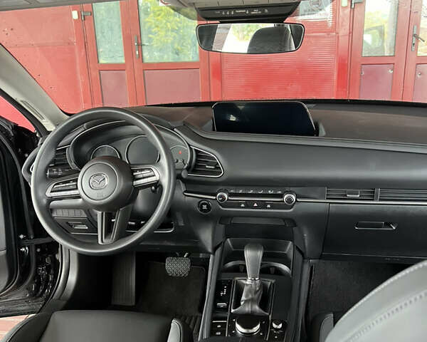 Черный Мазда CX-30, объемом двигателя 2.5 л и пробегом 28 тыс. км за 20800 $, фото 18 на Automoto.ua