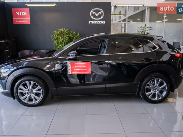 Черный Мазда CX-30, объемом двигателя 2 л и пробегом 22 тыс. км за 31061 $, фото 2 на Automoto.ua
