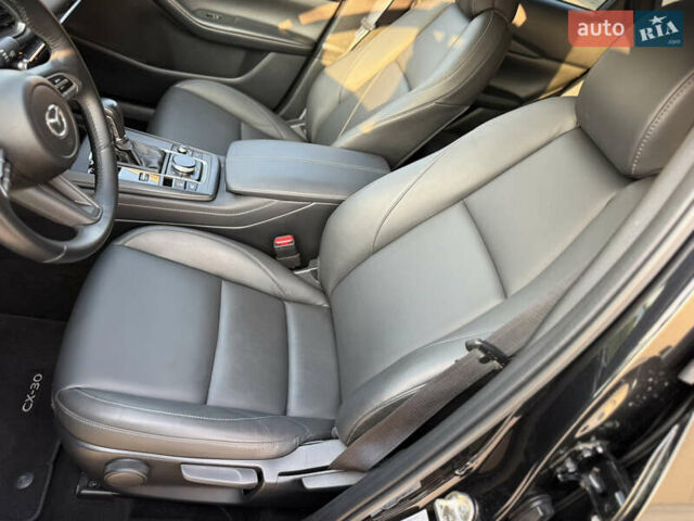 Черный Мазда CX-30, объемом двигателя 2.49 л и пробегом 4 тыс. км за 22900 $, фото 41 на Automoto.ua