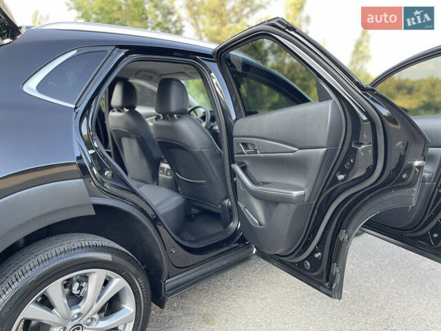 Чорний Мазда CX-30, об'ємом двигуна 2.49 л та пробігом 23 тис. км за 21900 $, фото 34 на Automoto.ua