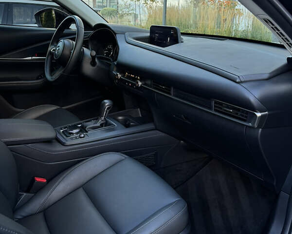 Черный Мазда CX-30, объемом двигателя 2.5 л и пробегом 18 тыс. км за 21500 $, фото 10 на Automoto.ua