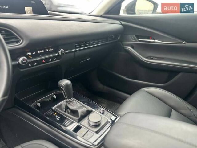 Чорний Мазда CX-30, об'ємом двигуна 2.49 л та пробігом 35 тис. км за 22200 $, фото 16 на Automoto.ua