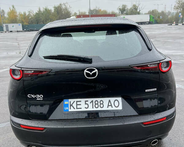 Черный Мазда CX-30, объемом двигателя 2.5 л и пробегом 28 тыс. км за 20800 $, фото 3 на Automoto.ua