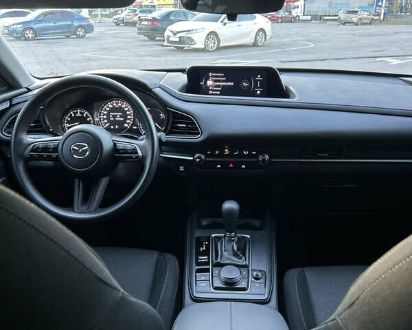 Черный Мазда CX-30, объемом двигателя 2.5 л и пробегом 24 тыс. км за 19400 $, фото 16 на Automoto.ua