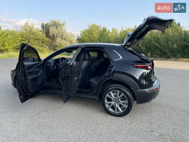 Чорний Мазда CX-30, об'ємом двигуна 2.49 л та пробігом 23 тис. км за 21900 $, фото 31 на Automoto.ua