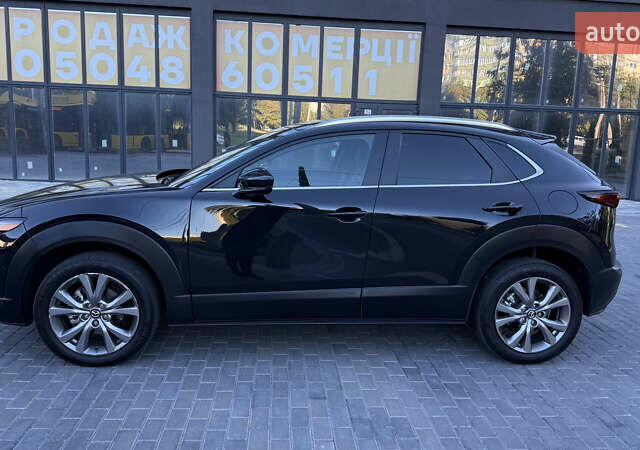 Черный Мазда CX-30, объемом двигателя 2.49 л и пробегом 11 тыс. км за 23500 $, фото 1 на Automoto.ua