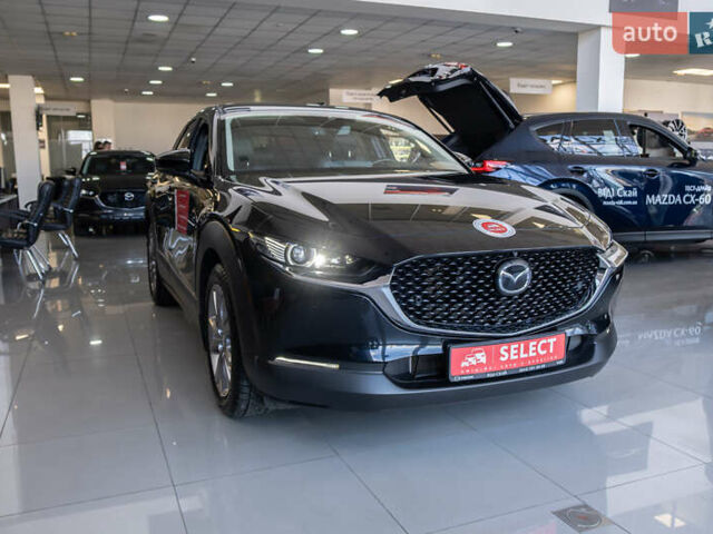 Черный Мазда CX-30, объемом двигателя 2 л и пробегом 22 тыс. км за 31061 $, фото 4 на Automoto.ua