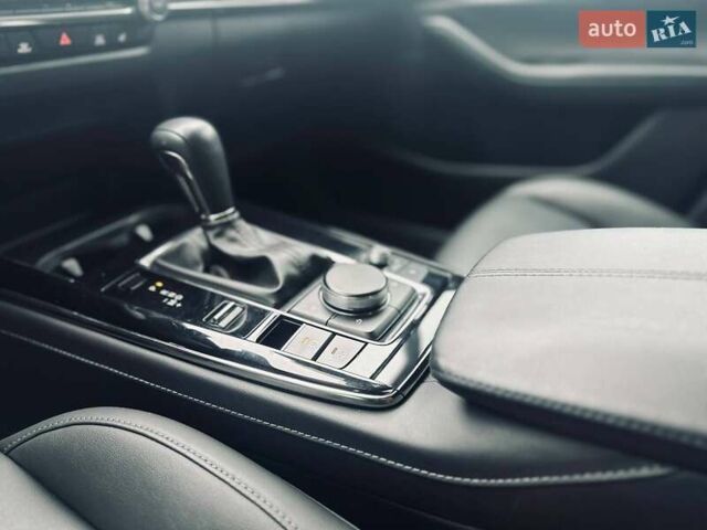 Чорний Мазда CX-30, об'ємом двигуна 2.49 л та пробігом 35 тис. км за 22200 $, фото 7 на Automoto.ua