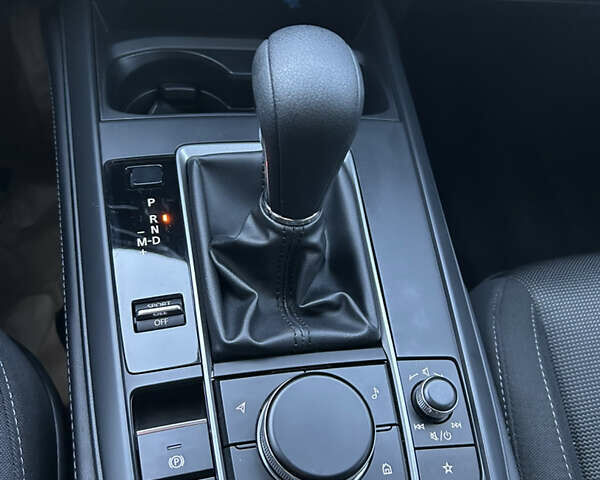 Черный Мазда CX-30, объемом двигателя 2.5 л и пробегом 24 тыс. км за 19400 $, фото 12 на Automoto.ua