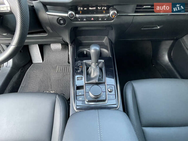 Чорний Мазда CX-30, об'ємом двигуна 2.49 л та пробігом 23 тис. км за 21900 $, фото 27 на Automoto.ua