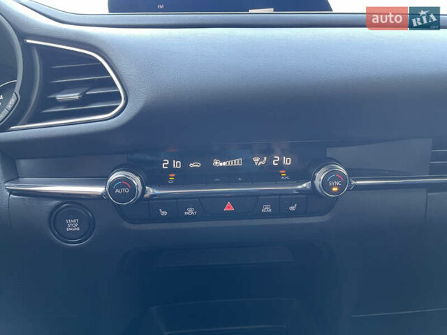 Чорний Мазда CX-30, об'ємом двигуна 2.49 л та пробігом 23 тис. км за 21900 $, фото 37 на Automoto.ua