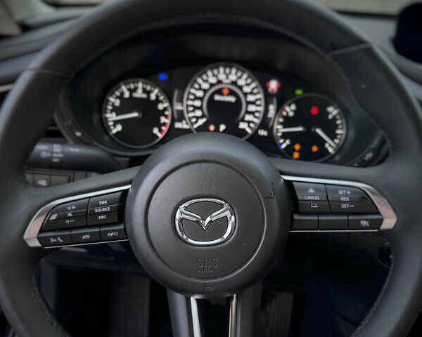 Черный Мазда CX-30, объемом двигателя 2.49 л и пробегом 1 тыс. км за 25400 $, фото 12 на Automoto.ua