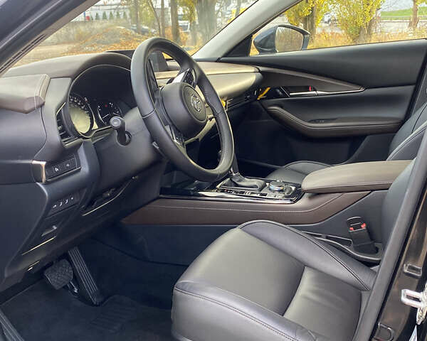 Черный Мазда CX-30, объемом двигателя 2.5 л и пробегом 2 тыс. км за 23550 $, фото 30 на Automoto.ua