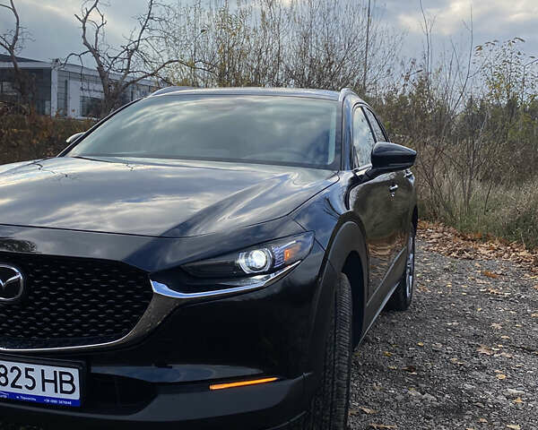Черный Мазда CX-30, объемом двигателя 2.5 л и пробегом 2 тыс. км за 23550 $, фото 3 на Automoto.ua