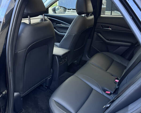 Черный Мазда CX-30, объемом двигателя 2.49 л и пробегом 1 тыс. км за 25400 $, фото 9 на Automoto.ua