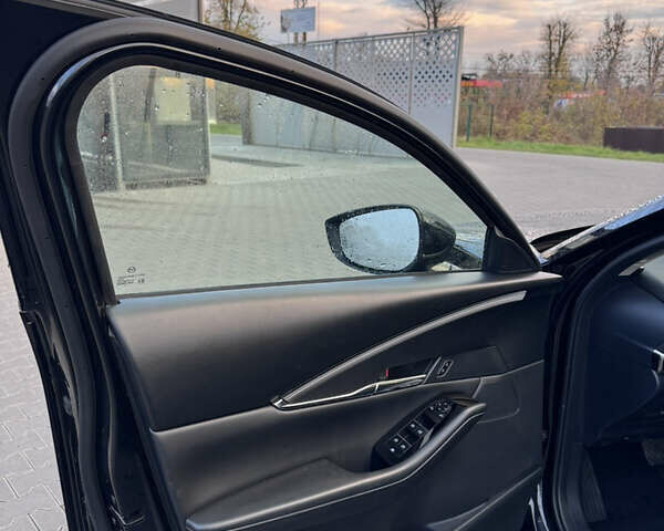 Черный Мазда CX-30, объемом двигателя 2.49 л и пробегом 1 тыс. км за 25400 $, фото 22 на Automoto.ua