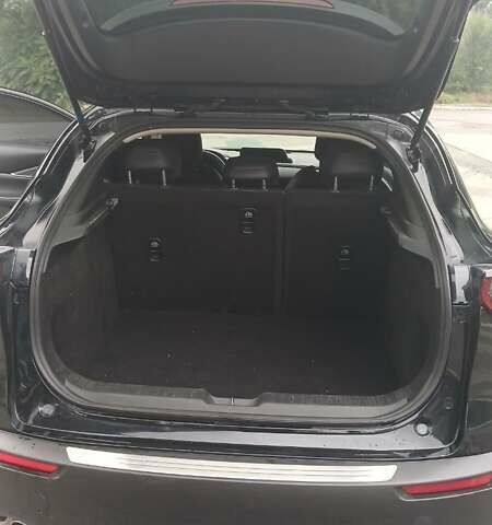 Черный Мазда CX-30, объемом двигателя 2.49 л и пробегом 33 тыс. км за 22450 $, фото 11 на Automoto.ua