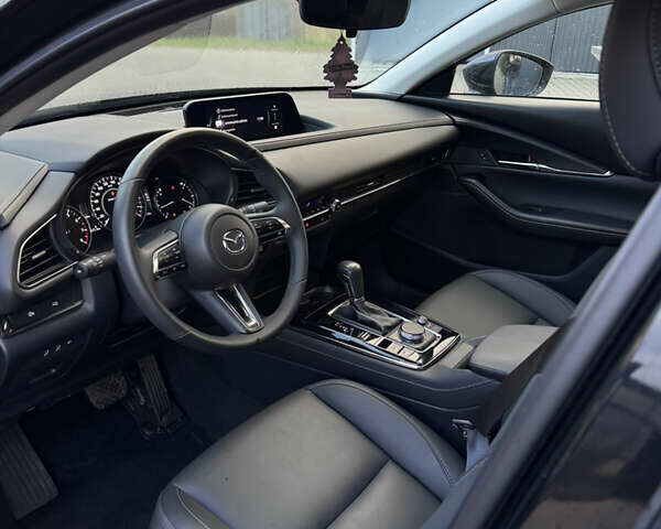 Черный Мазда CX-30, объемом двигателя 2.49 л и пробегом 1 тыс. км за 25400 $, фото 8 на Automoto.ua