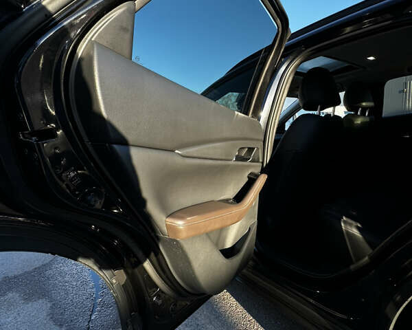 Чорний Мазда CX-30, об'ємом двигуна 2.49 л та пробігом 9 тис. км за 24700 $, фото 11 на Automoto.ua