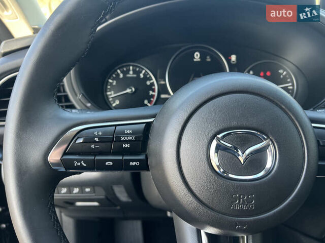 Черный Мазда CX-30, объемом двигателя 2.5 л и пробегом 8 тыс. км за 24499 $, фото 17 на Automoto.ua