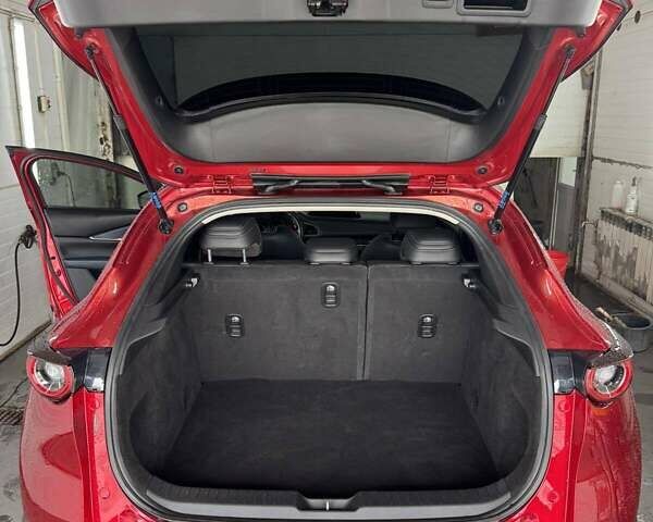 Красный Мазда CX-30, объемом двигателя 2.49 л и пробегом 41 тыс. км за 18500 $, фото 4 на Automoto.ua