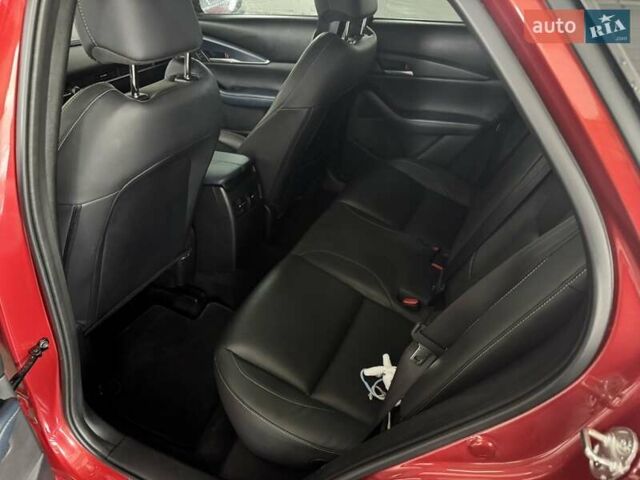 Красный Мазда CX-30, объемом двигателя 2.49 л и пробегом 41 тыс. км за 18500 $, фото 1 на Automoto.ua