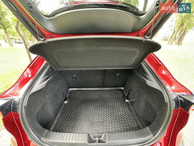 Мазда CX-30 2020 в Киеве на Automoto.ua Красный Мазда CX-30, объемом двигателя 2 л и пробегом 59 тыс. км за 24900 $, фото 33 на Automoto.ua