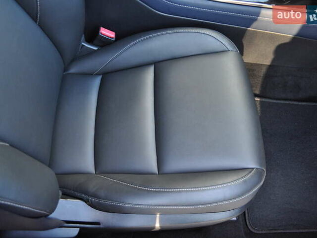 Мазда CX-30 2020 в Киеве на Automoto.ua Красный Мазда CX-30, объемом двигателя 2.49 л и пробегом 38 тыс. км за 19300 $, фото 51 на Automoto.ua