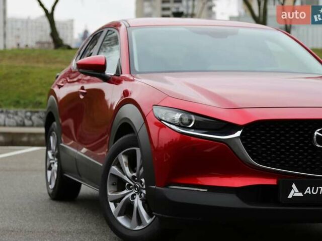 Червоний Мазда CX-30, об'ємом двигуна 2 л та пробігом 68 тис. км за 24000 $, фото 3 на Automoto.ua
