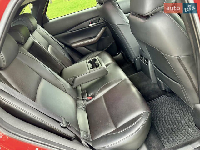 Мазда CX-30 2020 в Киеве на Automoto.ua Красный Мазда CX-30, объемом двигателя 2 л и пробегом 59 тыс. км за 24900 $, фото 29 на Automoto.ua