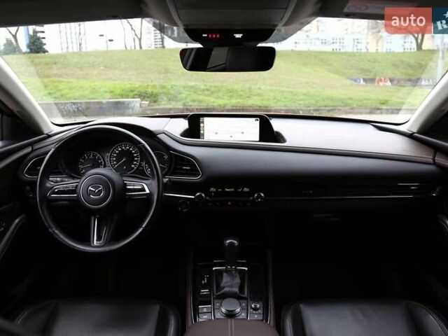 Червоний Мазда CX-30, об'ємом двигуна 2 л та пробігом 68 тис. км за 24000 $, фото 12 на Automoto.ua