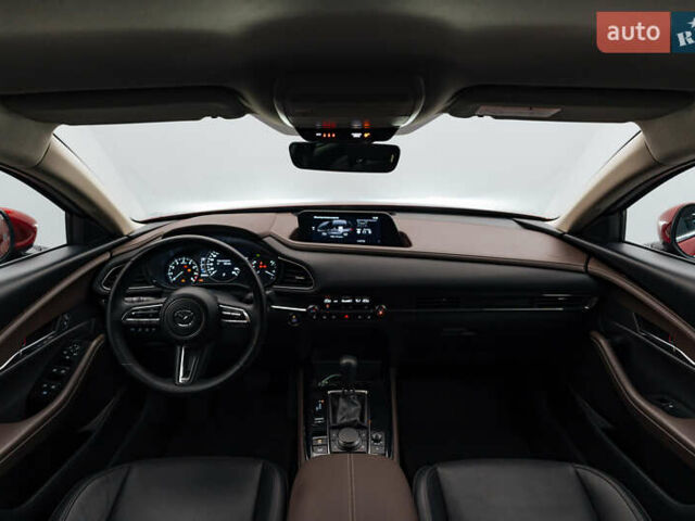 Червоний Мазда CX-30, об'ємом двигуна 2 л та пробігом 90 тис. км за 22295 $, фото 8 на Automoto.ua