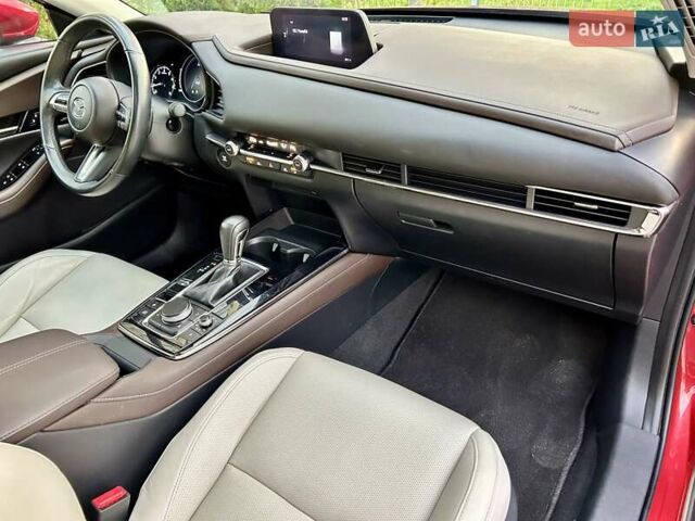 Красный Мазда CX-30, объемом двигателя 2.5 л и пробегом 36 тыс. км за 20500 $, фото 31 на Automoto.ua