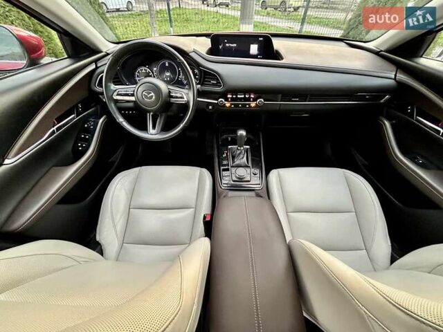 Красный Мазда CX-30, объемом двигателя 2.5 л и пробегом 36 тыс. км за 20500 $, фото 30 на Automoto.ua