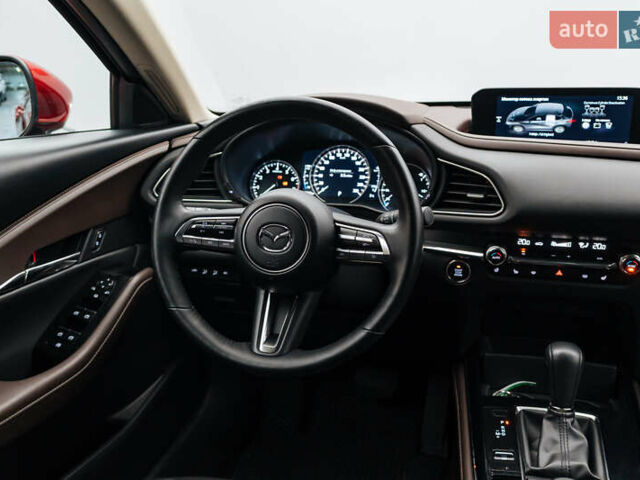 Червоний Мазда CX-30, об'ємом двигуна 2 л та пробігом 90 тис. км за 22295 $, фото 9 на Automoto.ua