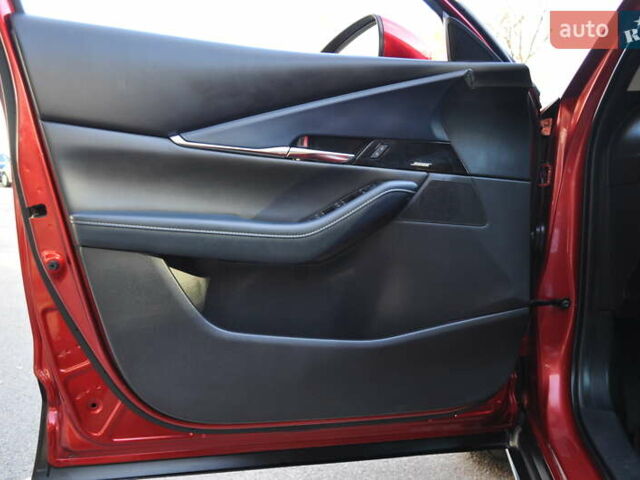 Мазда CX-30 2020 в Киеве на Automoto.ua Красный Мазда CX-30, объемом двигателя 2.49 л и пробегом 38 тыс. км за 19300 $, фото 62 на Automoto.ua