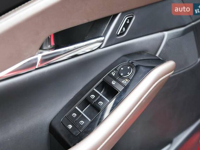Червоний Мазда CX-30, об'ємом двигуна 2 л та пробігом 68 тис. км за 24000 $, фото 24 на Automoto.ua