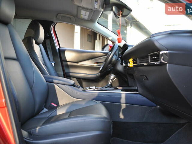 Мазда CX-30 2020 в Киеве на Automoto.ua Красный Мазда CX-30, объемом двигателя 2.49 л и пробегом 38 тыс. км за 19300 $, фото 49 на Automoto.ua