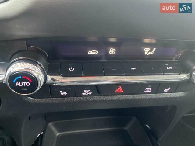 Красный Мазда CX-30, объемом двигателя 2.49 л и пробегом 38 тыс. км за 18950 $, фото 14 на Automoto.ua