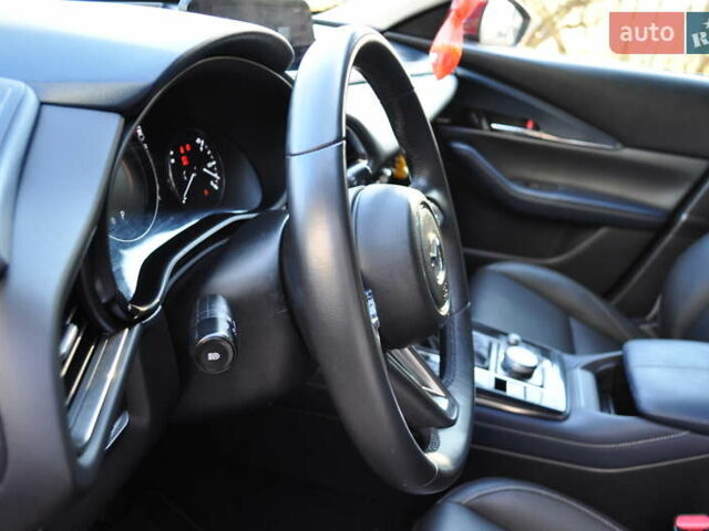 Мазда CX-30 2020 в Киеве на Automoto.ua Красный Мазда CX-30, объемом двигателя 2.49 л и пробегом 38 тыс. км за 19300 $, фото 71 на Automoto.ua