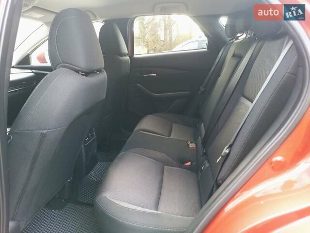 Красный Мазда CX-30, объемом двигателя 2 л и пробегом 52 тыс. км за 23990 $, фото 23 на Automoto.ua
