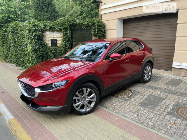 Красный Мазда CX-30, объемом двигателя 2 л и пробегом 11 тыс. км за 33500 $, фото 1 на Automoto.ua