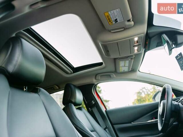 Красный Мазда CX-30, объемом двигателя 2.5 л и пробегом 35 тыс. км за 22000 $, фото 15 на Automoto.ua