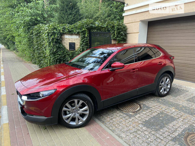 Красный Мазда CX-30, объемом двигателя 2 л и пробегом 11 тыс. км за 33500 $, фото 3 на Automoto.ua